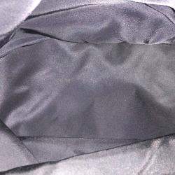 مملوكة مسبقًا حقيبة ظهر غوتشي سوداء وبيضاء وبنية