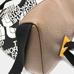 مملوكة مسبقًا حقيبة ظهر غوتشي نايلون/جلد أسود وأبيض