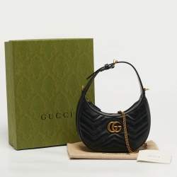 مملوكة مسبقًا Gucci GG Marmont Small Black Matelassé Leather Hobo