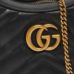 مملوكة مسبقًا Gucci GG Marmont Small Black Matelassé Leather Hobo