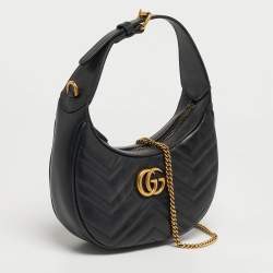 مملوكة مسبقًا Gucci GG Marmont Small Black Matelassé Leather Hobo