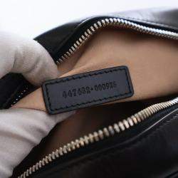 مملوكة مسبقًا حقيبة كاميرا غوتشي مارمونت صغيرة من جلد العجل