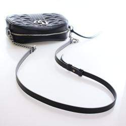 مملوكة مسبقًا حقيبة كاميرا غوتشي مارمونت صغيرة من جلد العجل