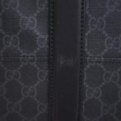 Pre Owned Gucci Large GG Supreme Duffle
