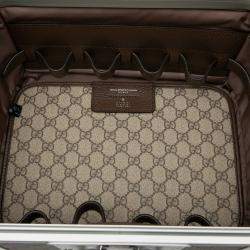 مملوكة مسبقًا Gucci Grey GG Supreme Porter Beauty Case