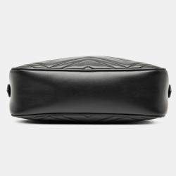 مملوكة مسبقًا حقيبة كروس بودي غوتشي جلد ماتلاسي جي جي صغيرة سوداء