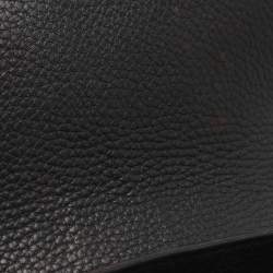 مملوكة مسبقًا حقيبة كروس غوتشي "سوهو" جلد بيج بقلاب وسلسلة