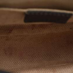 مملوكة مسبقًا حقيبة كروس غوتشي "سوهو" جلد بيج بقلاب وسلسلة