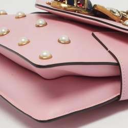 مملوكة مسبقًا حقيبة كتف غوتشي برودواي بيرلي بي صغيرة جلد زهري