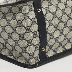 مملوكة مسبقًا حقيبة يد غوتشي فاتحة زرقاء/بيج GG قماش سوبرم جلد عتيقة