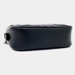 Pre Owned حقيبة كروس بودي صغيرة قوتشي جلد أسود متموج مارمونت ماتيلاسيه