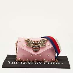 مملوكة مسبقًا حقيبة كروس بودي جلد زهري ميني برودواي كوين مارغريت مرصعة باللؤلؤ من غوتشي بيبي