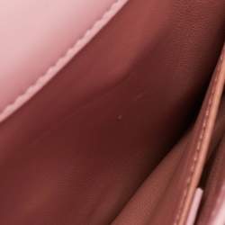 مملوكة مسبقًا حقيبة كروس بودي جلد زهري ميني برودواي كوين مارغريت مرصعة باللؤلؤ من غوتشي بيبي