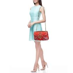 مملوكة مسبقًا حقيبة كتف غوتشي مارمونت جي جي متوسطة كانفاس ماتلاسسيه أسود/بيج