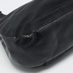 مملوكة مسبقًا حقيبة يد غوتشي توت نايلون أسود بمقبض من الخيزران