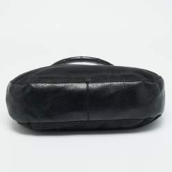 مملوكة مسبقًا حقيبة يد غوتشي توت نايلون أسود بمقبض من الخيزران