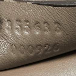 مملوكة مسبقًا Gucci Broadway Black Suede Suede Crystal GG Clutch