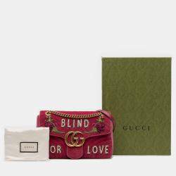 مملوكة مسبقًا حقيبة كتف غوتشي مخمل مطرز أعمى عن الحب كبير GG وردي مارمونت ماتيلاسيه