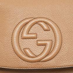 مملوكة مسبقًا حقيبة كتف غوتشى جلد سوهو أسود بسلسلة وقلاب