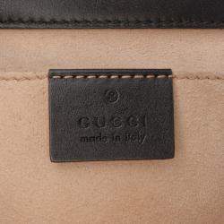 مملوكة مسبقًا حقيبة كروس بودي غوتشي قفل بني GG سوبرن صغيرة نحلة