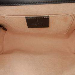 مملوكة مسبقًا حقيبة كروس بودي غوتشي قفل بني GG سوبرن صغيرة نحلة