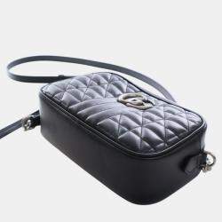 مملوكة مسبقًا Gucci Black Small GG Marmont Matelasse Leather Aria Crossbody