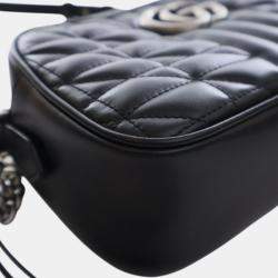 مملوكة مسبقًا Gucci Black Small GG Marmont Matelasse Leather Aria Crossbody