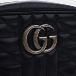 مملوكة مسبقًا Gucci Black Small GG Marmont Matelasse Leather Aria Crossbody