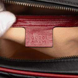 مملوكة مسبقًا حقيبة ساتشيل غوتشي بمبو طورشون جلد ماغرمونت GG مائل أسود صغيرة