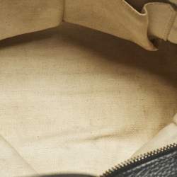 مملوكة مسبقًا حقيبة يد غوتشي سوينغ صغيرة جلد أسود