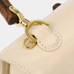 مملوكة مسبقًا Gucci Bamboo Beige Leather Top Handle Bag