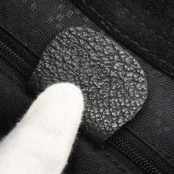 Pre Owned حقيبة كتف غوتشي شامواه سوداء مع حلقة معدنية للكتف