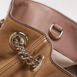 مملوكة مسبقًا حقيبة يد توتس غوتشي سوهو جلد مُحبب ذهبي فاتح بسلسلة متوسطة 