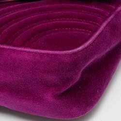 Pre Owned حقيبة كتف غوتشي GG مارمونت مخمل ماتلاسي أرجواني صغيرة 