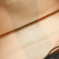 مملوكة مسبقًا حقيبة يد غوتشي بامبو ديلي جلد بيج