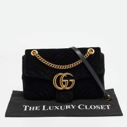 مملوكة مسبقًا Gucci GG Marmont Flap Medium Black Matelassé Velvet Shoulder Bag