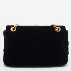 مملوكة مسبقًا Gucci GG Marmont Flap Medium Black Matelassé Velvet Shoulder Bag