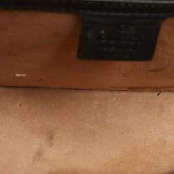 مملوكة مسبقًا حقيبة كتف غوتشي سيلفي جلد أبيض بسلسلة ويب صغيرة