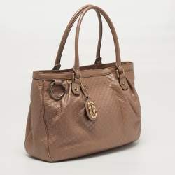 مملوكة مسبقًا حقيبة يد غوتشي سوكي جلد غوتشيسما لامع وردي ميتاليك