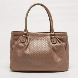 مملوكة مسبقًا حقيبة يد غوتشي سوكي جلد غوتشيسما لامع وردي ميتاليك