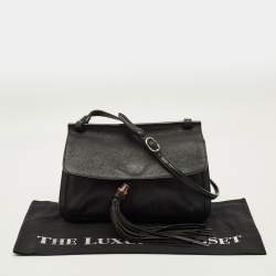 مملوكة مسبقًا حقيبة كتف غوتشي بامبو ديلي بشرابة جلد سوداء