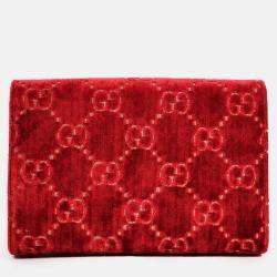 مملوكة مسبقًا Gucci Red Velvet GG Supreme Monogram Small Dionysus Chain Shoulder Bag