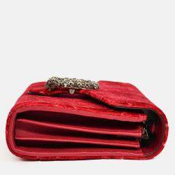 مملوكة مسبقًا Gucci Red Velvet GG Supreme Monogram Small Dionysus Chain Shoulder Bag