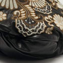 Pre Owned Gucci Embroidered Hysteria Black Leather Hobo