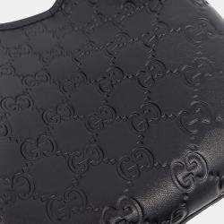 مملوكة مسبقًا Gucci Black Leather Gg Emblem Small Bucket Bag