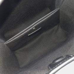 مملوكة مسبقًا Gucci Black Leather Gg Emblem Small Bucket Bag