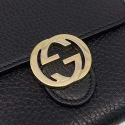مملوكة مسبقًا Gucci Black Leather Gg Interlocking Medium Wallet