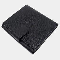 مملوكة مسبقًا Gucci Black Leather Gg Interlocking Medium Wallet