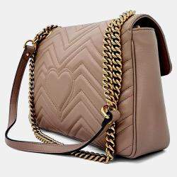 مملوكة مسبقًا حقيبة كتف غوتشي مارمونت ماتلاسيه جلد وردي