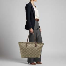 مملوكة مسبقًا Gucci Top Zip Beige GG Supreme Canvas Tote